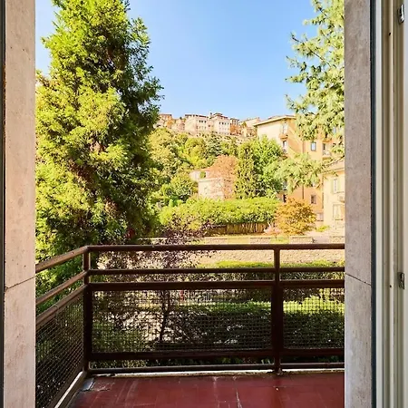 דירה 100m Dalla Funicolare Di Citta Alta- 10 Ospiti